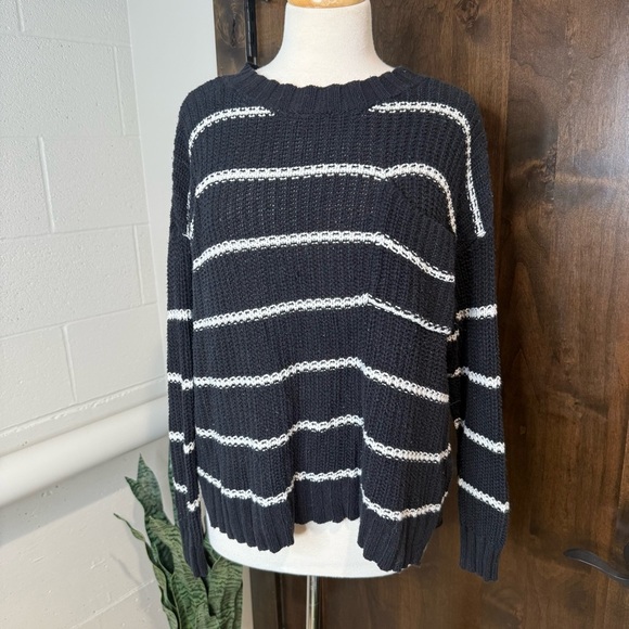 American Eagle Outfitters Sweaters - American Eagle Black Knit Sweater White Stripes Size M
